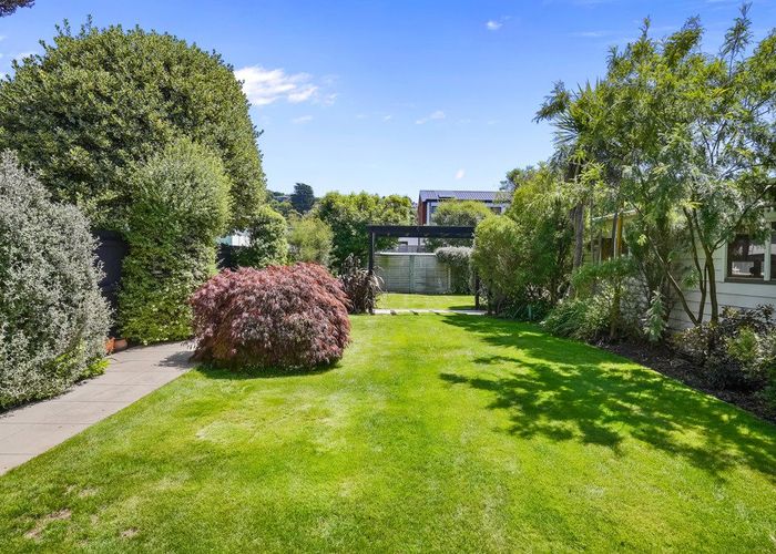  at 24 Bay View Road, Redcliffs, Christchurch City, Canterbury