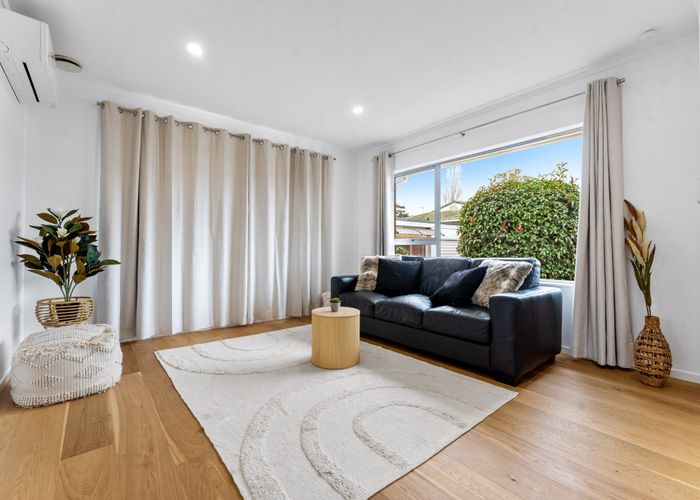  at 7/81 Shakespeare Road, Milford, Auckland