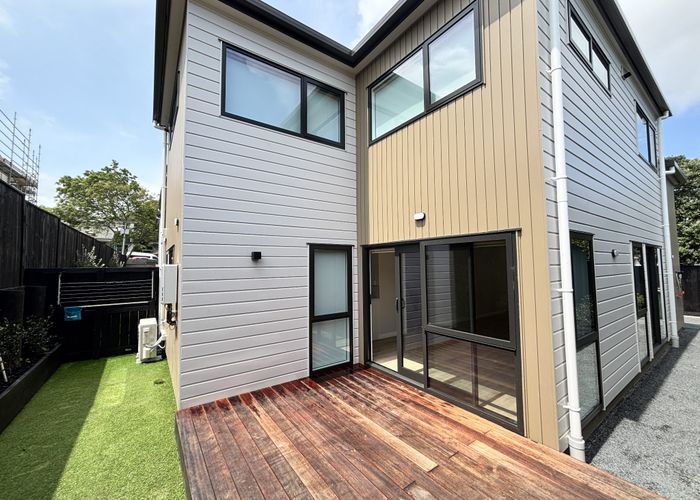  at 169D Everglade Drive, Totara Heights, Manukau City, Auckland