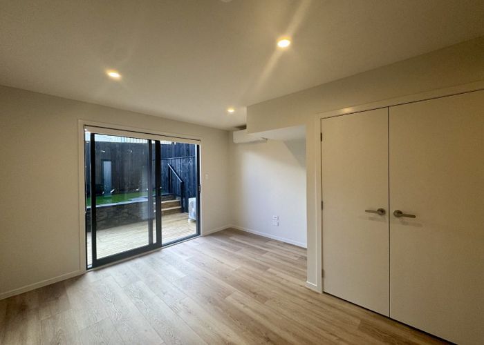  at 1/506 Glenfield Road, Bayview, North Shore City, Auckland