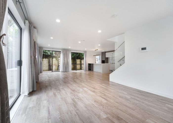  at 35B Park Road, Glenfield, North Shore City, Auckland