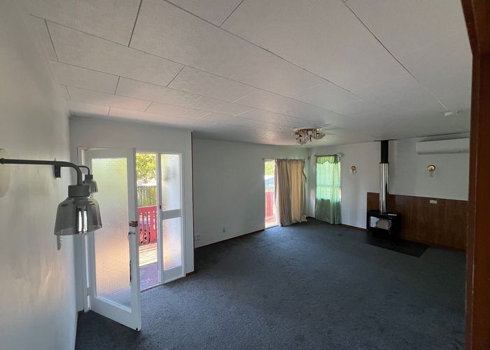  at 50 Ferndown Avenue, Papatoetoe, Auckland