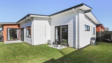  at 17 Medway Place, Chartwell, Hamilton