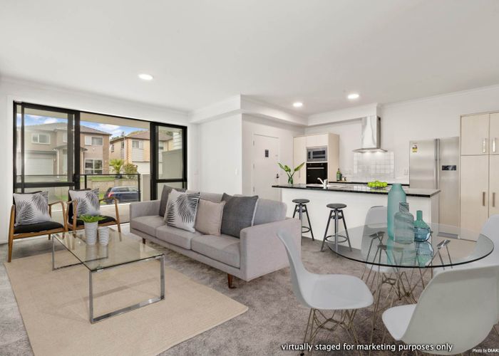  at 20 Carlos Drive, Flat Bush, Auckland