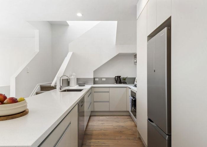  at 8/38 Bracken Avenue, Takapuna, Auckland