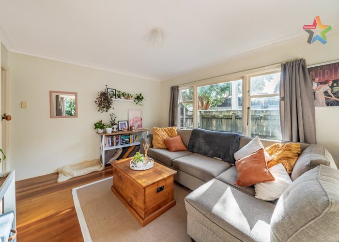  at 2/264 Muritai Road, Eastbourne, Lower Hutt