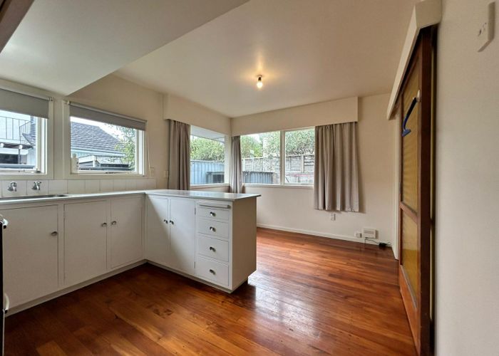  at 112 Rossall Street, Merivale, Christchurch City, Canterbury