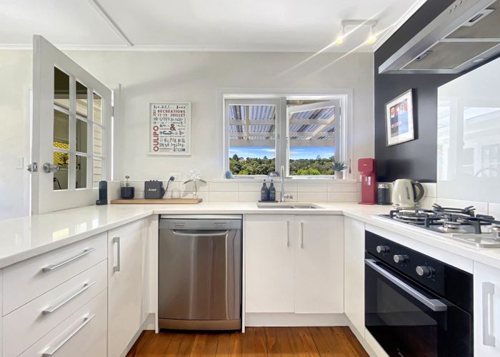  at 122 Atkinson Road, Titirangi, Waitakere City, Auckland