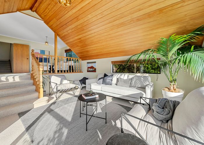  at 13 Ogilvy Terrace, Plimmerton, Porirua