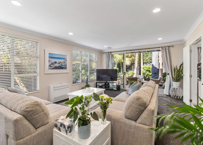  at 17 Eaglemont Drive, East Tamaki Heights, Manukau City, Auckland