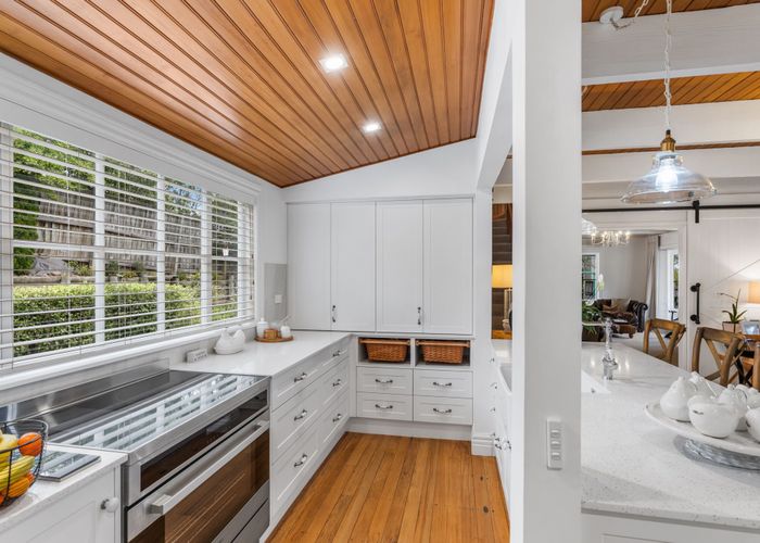  at 85 Penruddock Rise, Westmorland, Christchurch