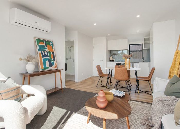  at 8/15 Silvester Street, Woolston, Christchurch City, Canterbury