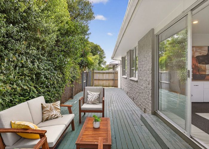  at 1/565a Ferry Road, Woolston, Christchurch City, Canterbury
