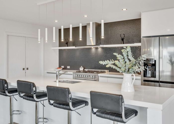  at 27 Silicon Way, Fitzherbert, Palmerston North