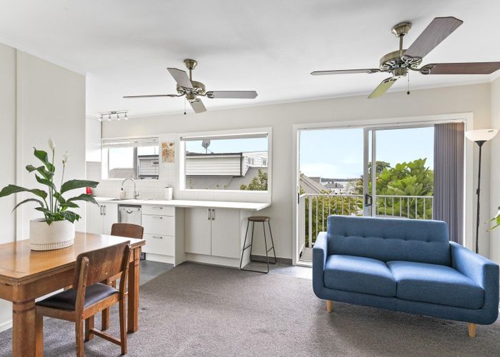  at 1E Caroline Street, Saint Marys Bay, Auckland