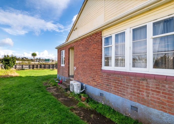  at 5 Barrymore Road, Mount Albert, Auckland
