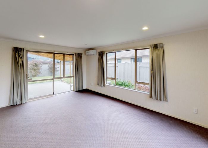  at 6 Geneva Terrace, Kelvin Grove, Palmerston North, Manawatu / Whanganui