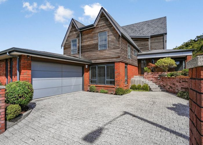  at 59 Miromiro Road, Normandale, Lower Hutt