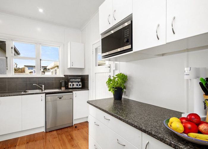  at 40 Victoria Street, Alicetown, Lower Hutt, Wellington