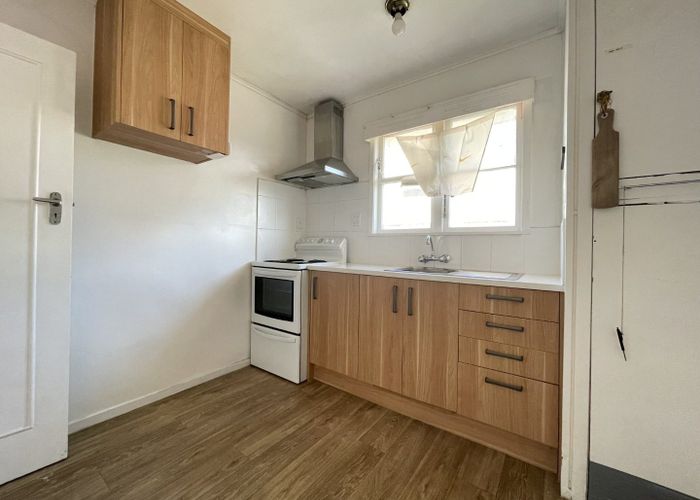  at 67 Seabrook Avenue, New Lynn, Waitakere City, Auckland