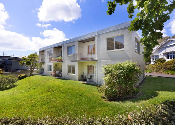  at 4/27 Hepburn Street, Freemans Bay, Auckland