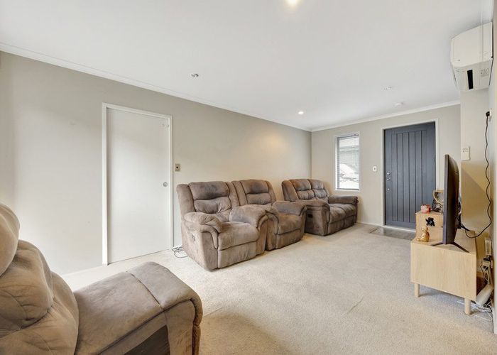  at 4/99 Lake Road, Frankton, Hamilton, Waikato