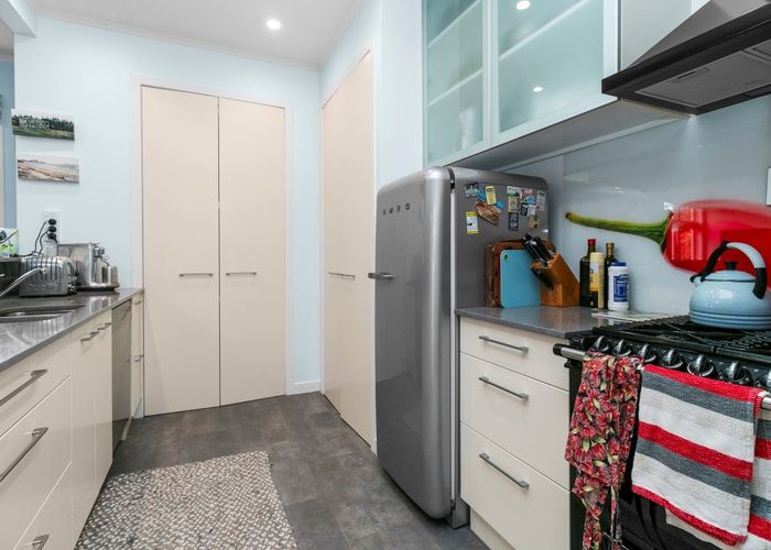  at 2/28 Tennyson Street, Balmoral, Auckland