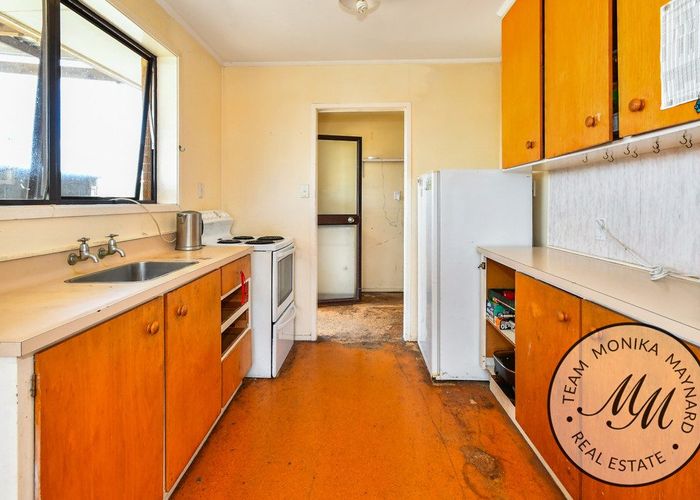  at 29 Darnell Crescent, Clover Park, Auckland
