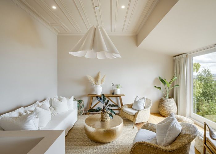  at 5 Denholm Road, Hospital Hill, Napier, Hawke's Bay