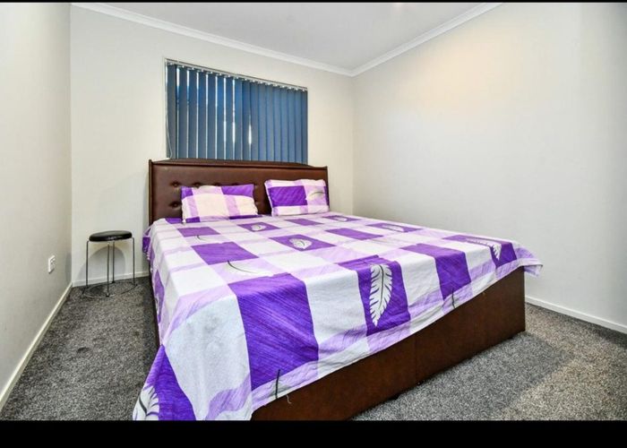  at 18 Sapwood Crescent, Takanini, Papakura, Auckland