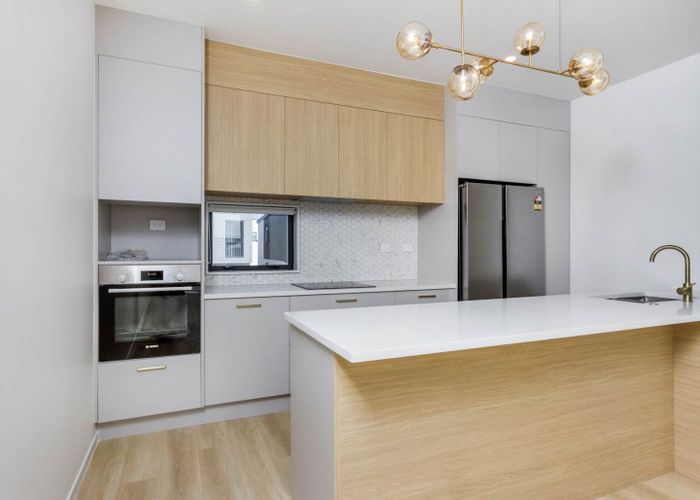  at 12 Papa Takaro Lane, Flat Bush, Auckland