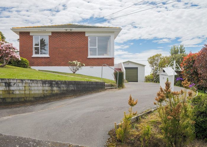  at 6 Huia Street, Saint Leonards, Dunedin