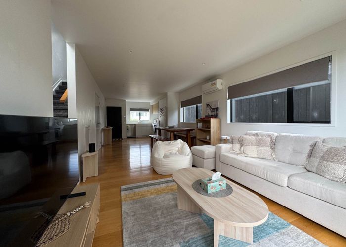  at 33 Patrick Rice Drive, Swanson, Waitakere City, Auckland