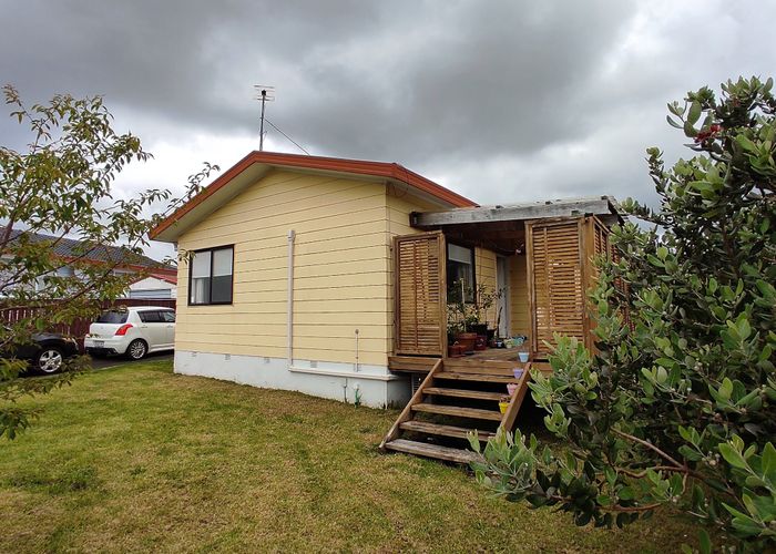  at 186 Waitemata Dr, Ranui, Waitakere City, Auckland