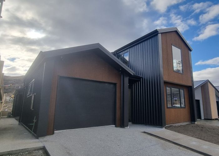  at 16 Grain Close, Jacks Point, Queenstown-Lakes, Otago