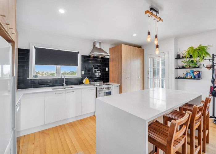  at 75 Oakdale Road, Mount Roskill, Auckland City, Auckland