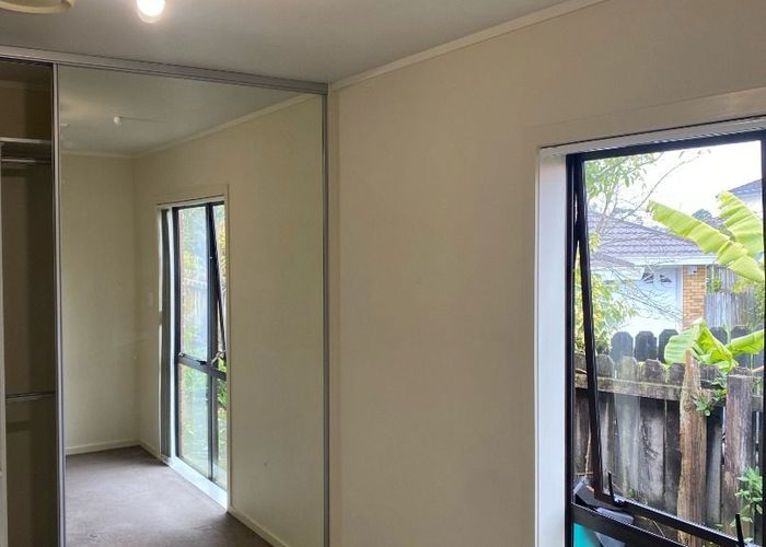  at 4A Heversham Place, Glendene, Waitakere City, Auckland
