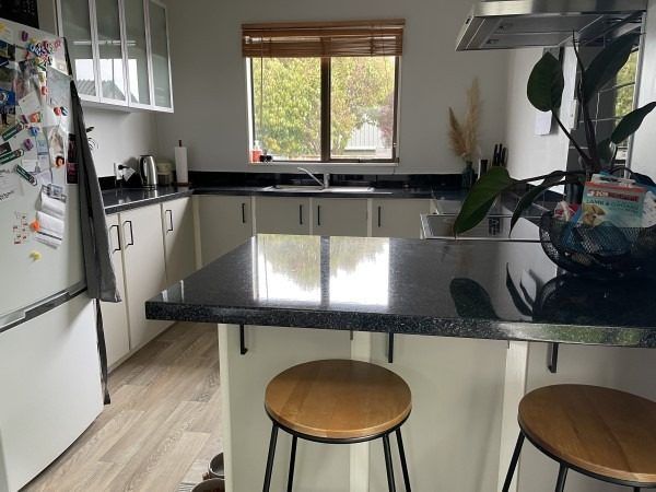  at 4b Colonial Place, Kelvin Grove, Palmerston North, Manawatu / Whanganui