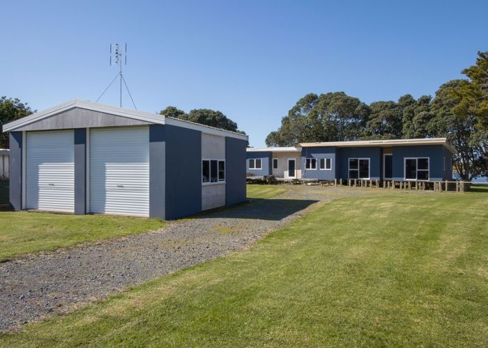  at 6 Roretana Drive, Athenree, Waihi Beach