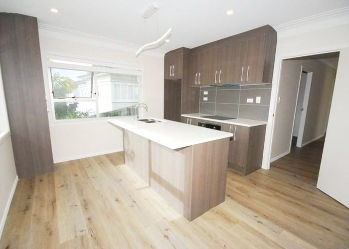  at 3/18A Aratonga Avenue, Greenlane, Auckland City, Auckland