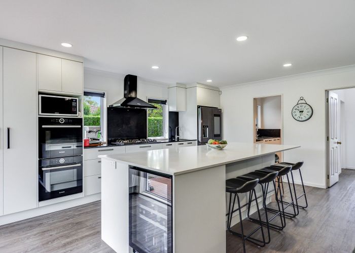  at 4 Charles Henry Place, Harrowfield, Hamilton, Waikato