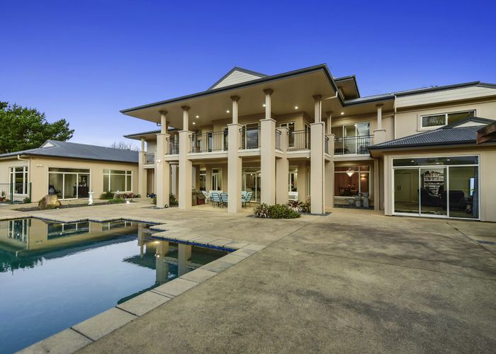  at 64 Houghton Road, NGAHINAPOURI, HAMILTON