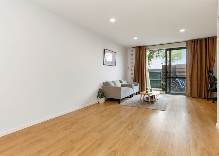  at 21/955 Mt Eden Road, Three Kings, Auckland City, Auckland