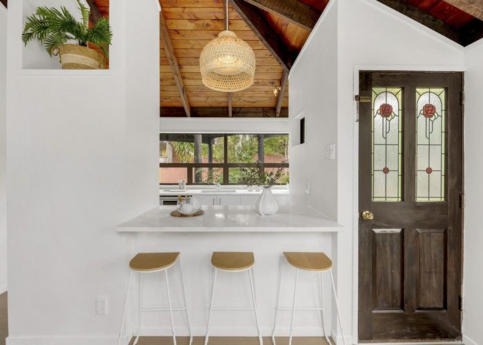  at 64A Mirrabooka Avenue, Botany Downs, Manukau City, Auckland