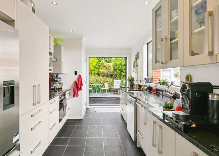  at 39 Nevay Road, Miramar, Wellington, Wellington