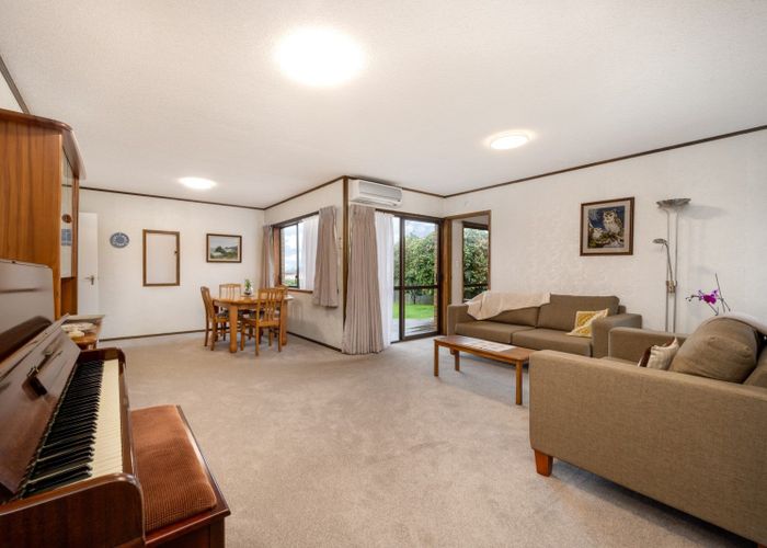  at 110 Hutchinsons Road, Bucklands Beach, Auckland