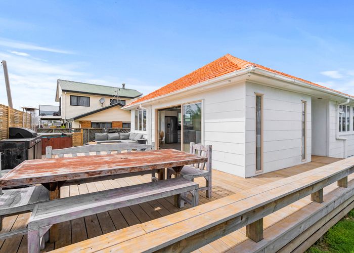  at 70 One Tree Point Road, One Tree Point