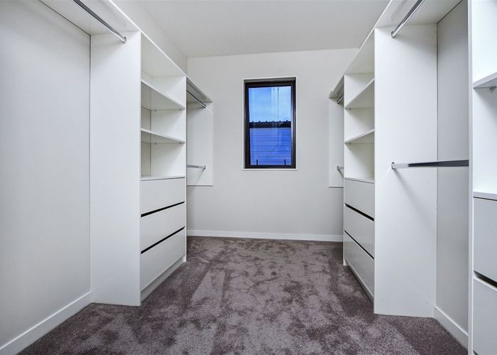  at 24 Windlass Street, Long Bay, Auckland