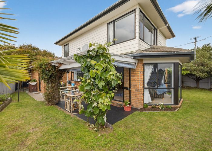  at 2/7 Crofts Lane, Parklands, Christchurch City, Canterbury