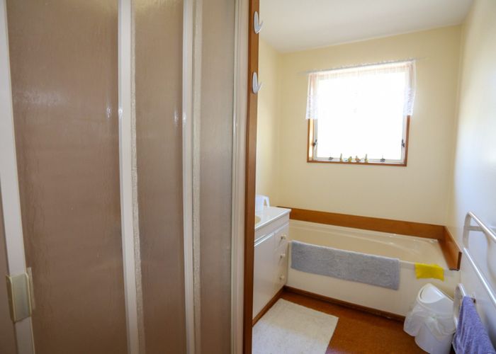  at 1/15 Lyndon Street, Riccarton, Christchurch City, Canterbury